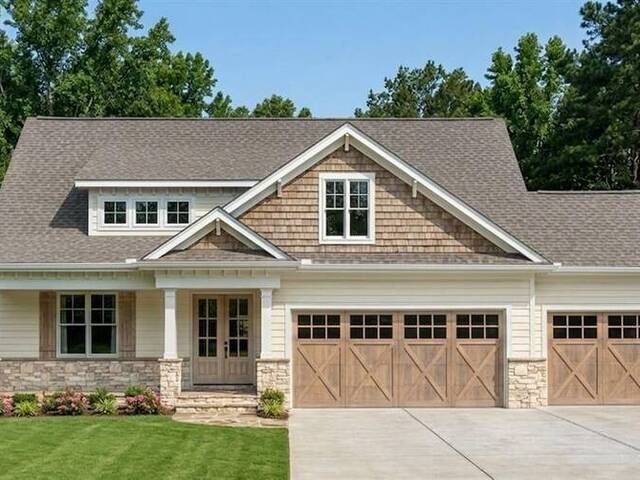 3520 KAWARTHA DRIVE Plympton-Wyoming Ontario, N0N 1E0 - 4 Bedrooms Home For Sale