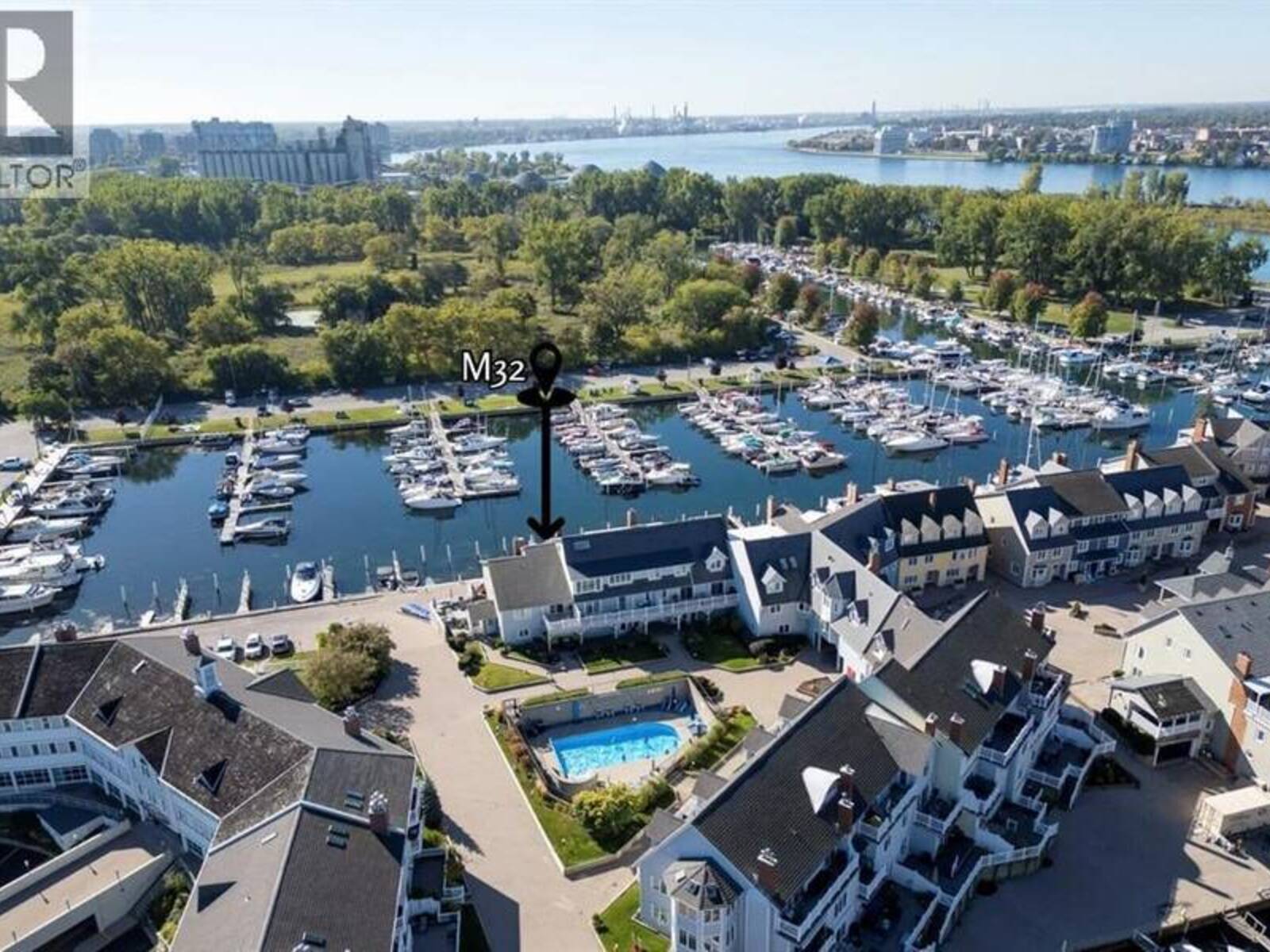 1510 VENETIAN BOULEVARD Unit# M-32, Sarnia, Ontario N7T 7X8