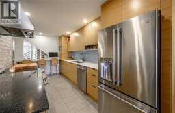 1510 VENETIAN BOULEVARD Unit# M-32 | Sarnia Ontario | Slide Image Five