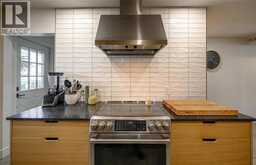 1510 VENETIAN BOULEVARD Unit# M-32 | Sarnia Ontario | Slide Image Seven