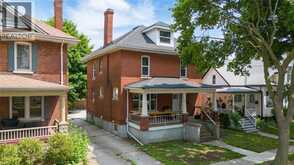 116 CAMERON STREET | Sarnia Ontario | Slide Image Three