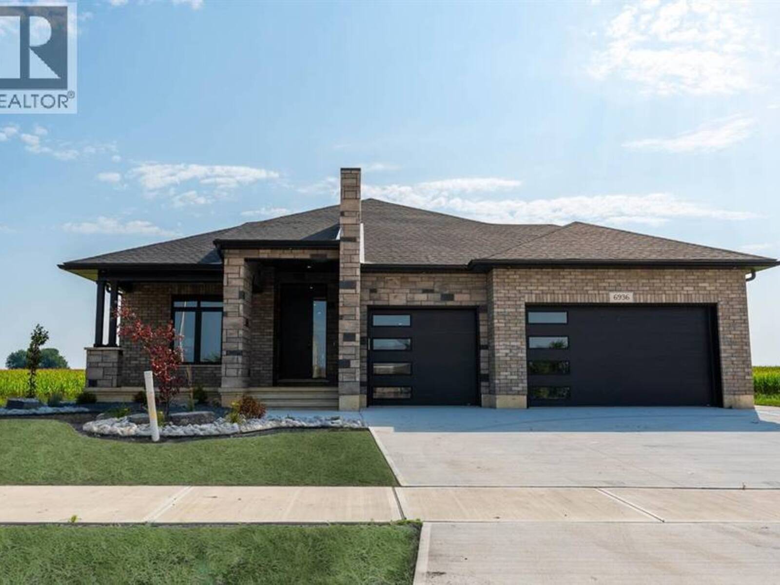 6936 SHORESIDE DRIVE, Plympton-Wyoming, Ontario N0N 1E0