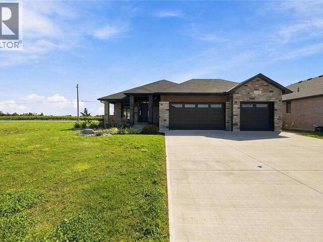 6747 GRIFFIN DRIVE Plympton-Wyoming Ontario, N0N 1E0 - 4 Bedrooms Home For Sale