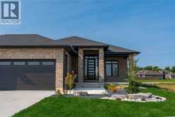 6927 SHORESIDE DRIVE | Plympton-Wyoming Ontario | Slide Image Two