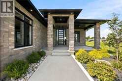 6927 SHORESIDE DRIVE | Plympton-Wyoming Ontario | Slide Image Six