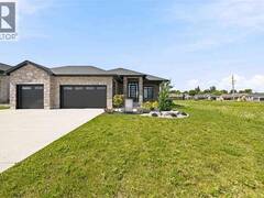 6927 SHORESIDE DRIVE Plympton-Wyoming Ontario, N0N 1E0
