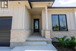 103 SUTHERLAND DRIVE | Sarnia Ontario | Slide Image Three