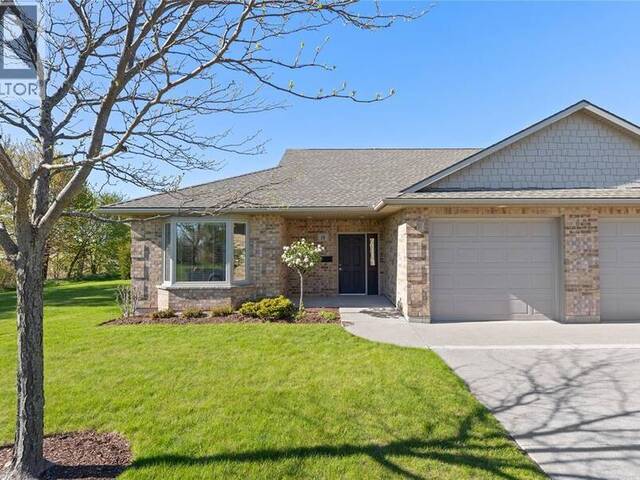5969 Townsend LINE Unit# 15 Lambton Shores Ontario, N0N 1J0 - 2 Bedrooms Home For Sale