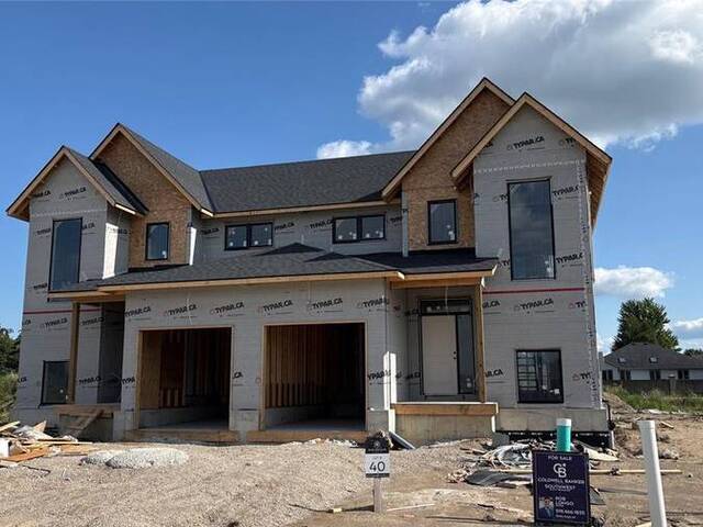223 OAK COURT St. Clair Ontario, N0N 1G0 - 3 Bedrooms Home For Sale