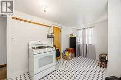 2012 Wayne AVENUE | Sarnia Ontario | Slide Image Twenty-one