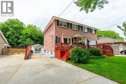 845 VROOM AVENUE | Sarnia Ontario | Slide Image Two