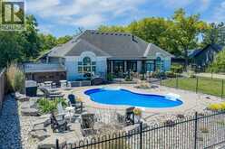 2120 HURON SHORES DRIVE | Sarnia Ontario | Slide Image Thirteen