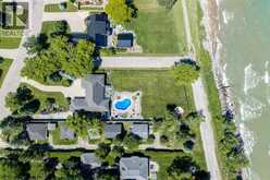2120 HURON SHORES DRIVE | Sarnia Ontario | Slide Image Seventeen