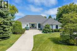 2120 HURON SHORES DRIVE | Sarnia Ontario | Slide Image Three