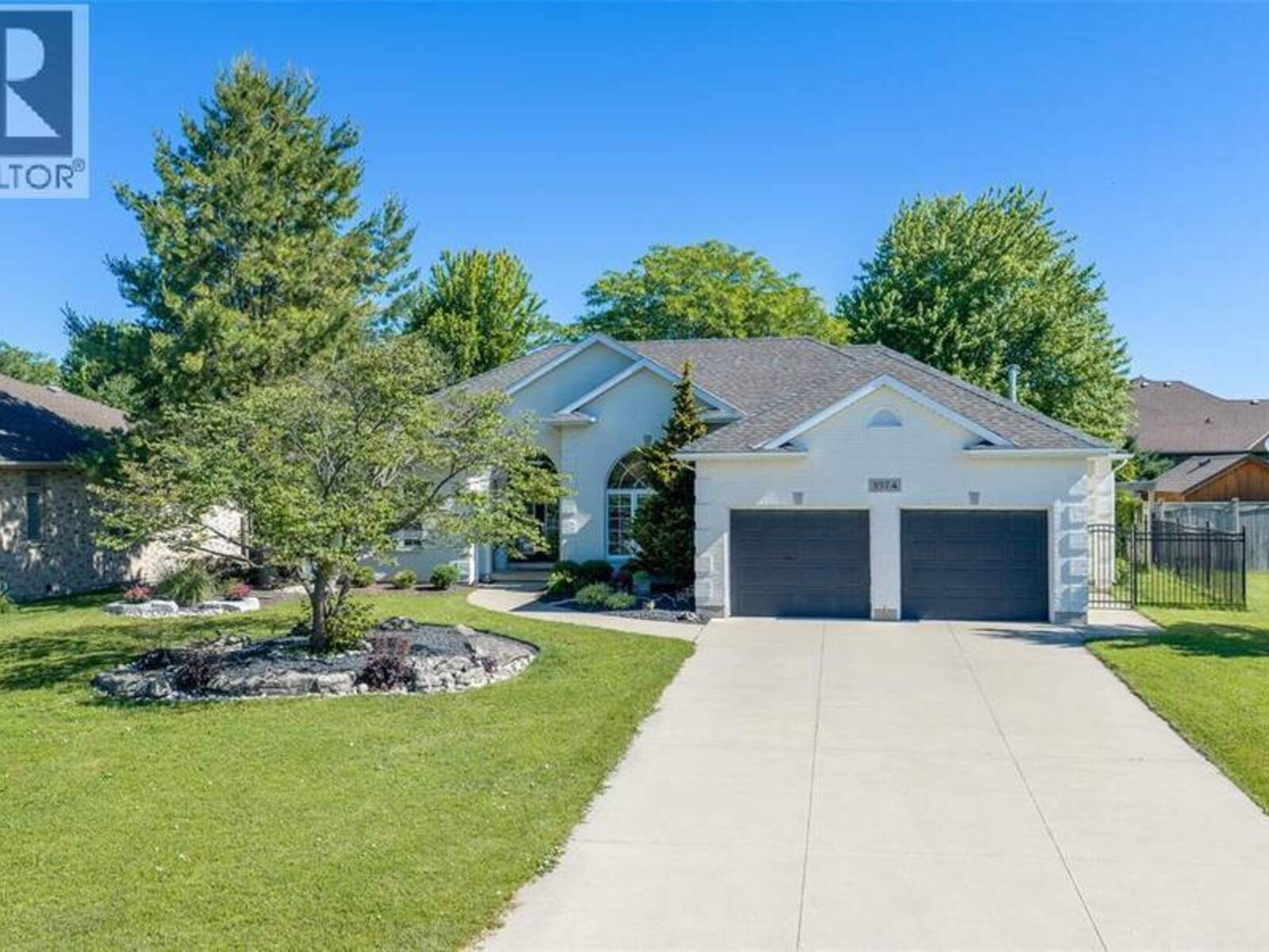 3574 REAR STREET, Plympton-Wyoming, Ontario N0N 1E0