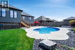 64 Valencia DRIVE | Chatham Ontario | Slide Image Forty