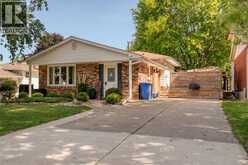 565 PLYMPTON STREET | Plympton-Wyoming Ontario | Slide Image Three