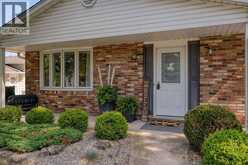 565 PLYMPTON STREET | Plympton-Wyoming Ontario | Slide Image Four