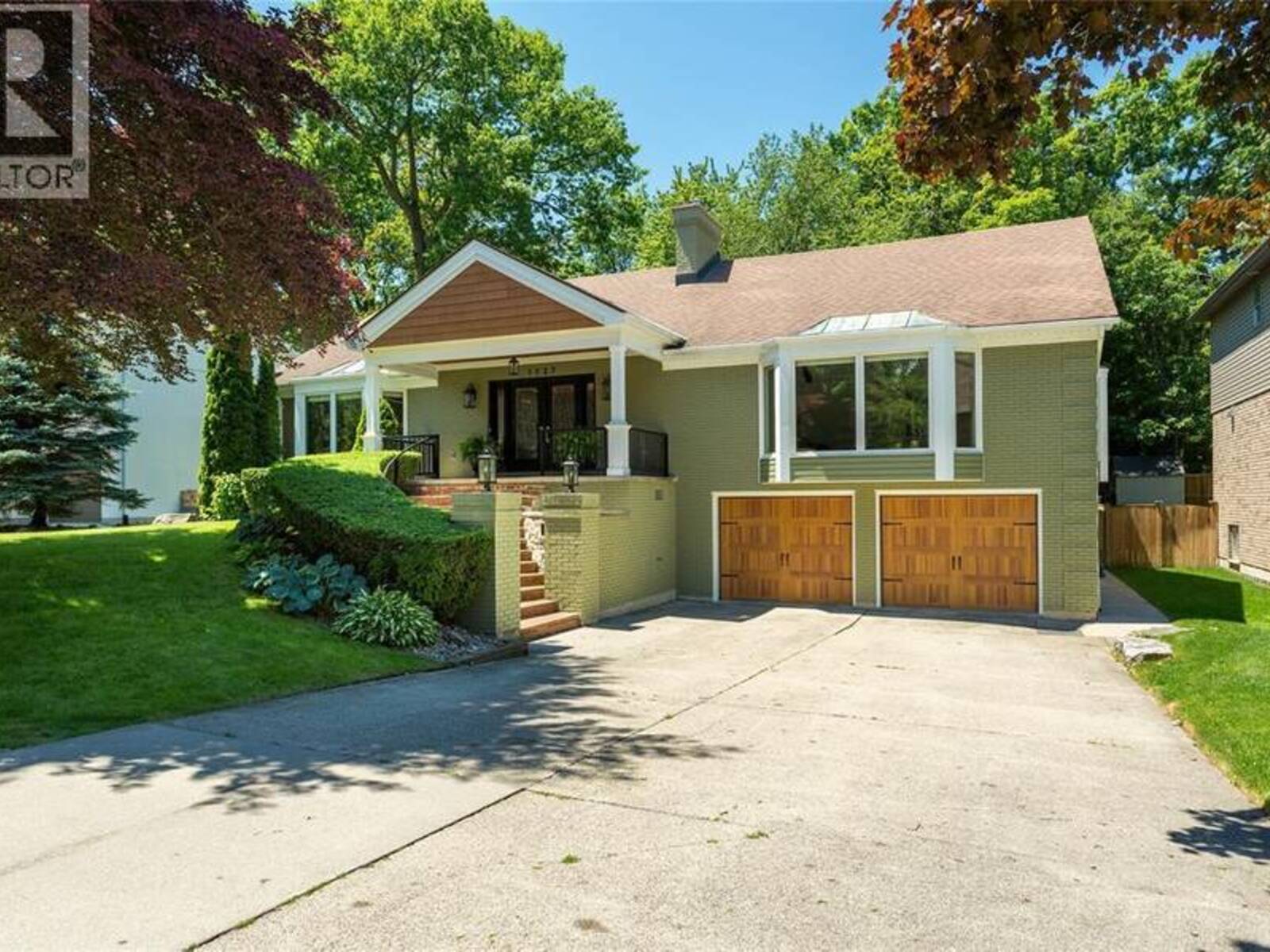 1727 MATER DRIVE, Sarnia, Ontario N7S 3S4