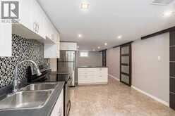 18 TWEEDSMUIR AVENUE | Sarnia Ontario | Slide Image Fifteen
