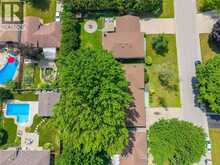 8 PARRY DRIVE | Chatham Ontario | Slide Image Thirty-one