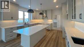 701 NICOLINA WAY | Sarnia Ontario | Slide Image Five