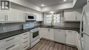 1520 VENETIAN BOULEVARD Unit# M-212 | Sarnia Ontario | Slide Image Ten