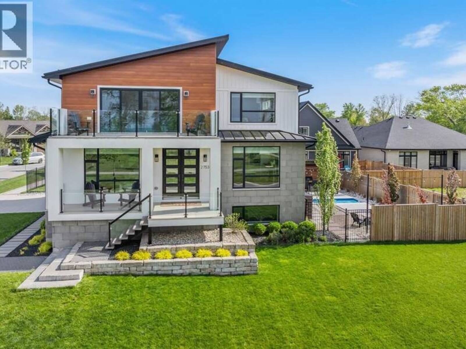 2753 JUBILEE STREET, Sarnia, Ontario N0N 1C0