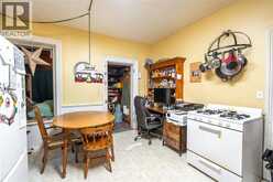 407 QUEEN STREET | Petrolia Ontario | Slide Image Nine
