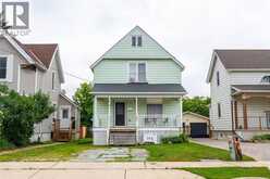 166 JOHN STREET | Sarnia Ontario | Slide Image Three