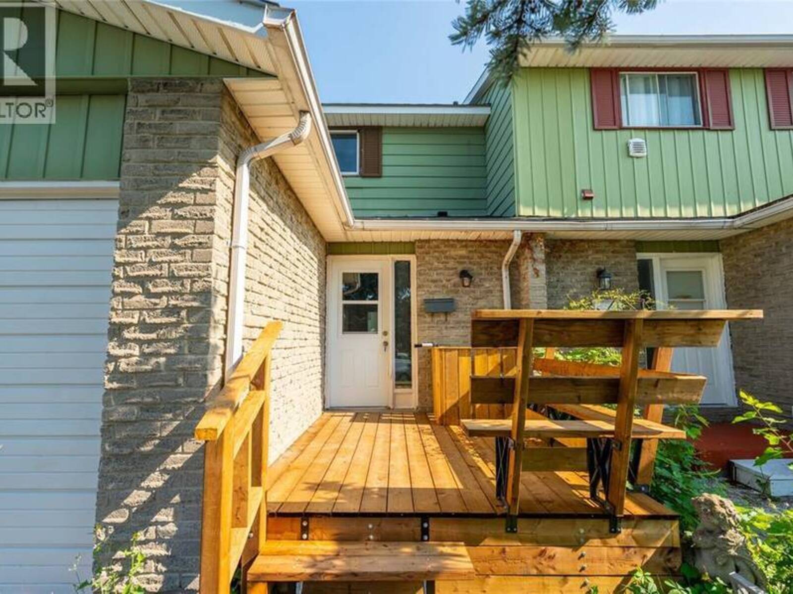 405 Cardiff PLACE, Sarnia, Ontario N7S 4C7