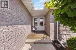 212 BASQUIAT CRESCENT | Sarnia Ontario | Slide Image Four