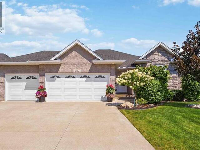 212 BASQUIAT CRESCENT Sarnia Ontario, N7S 0A6 - 5 Bedrooms Home For Sale