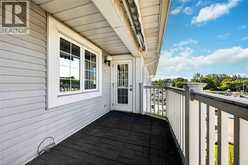 1520 VENETIAN BOULEVARD Unit# M-306 | Sarnia Ontario | Slide Image Thirty