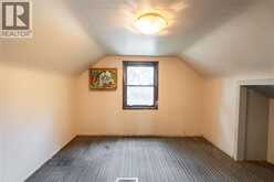 292 Christina STREET South | Sarnia Ontario | Slide Image Fifteen