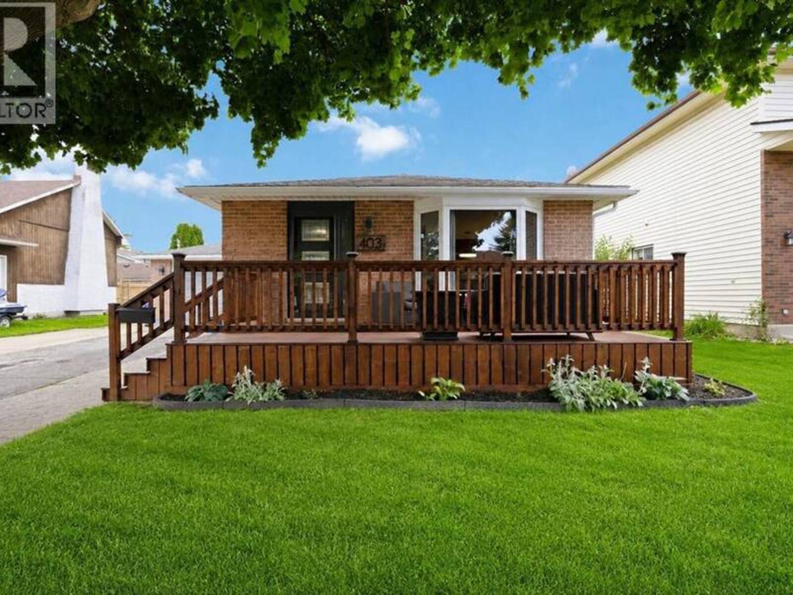 403 Huxley AVENUE, Sarnia, Ontario N7S 4Z1