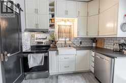 236 BROCK STREET South | Sarnia Ontario | Slide Image Thirteen