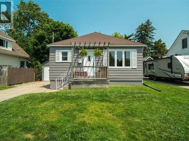 314 CAMERON STREET Sarnia Ontario, N7T 4B5 - 4 Bedrooms Home For Sale