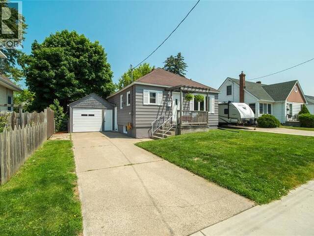 314 CAMERON STREET Sarnia Ontario, N7T 4B5 - 4 Bedrooms Home For Sale