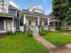 215 GEORGE STREET Sarnia Ontario, N7T 4N8