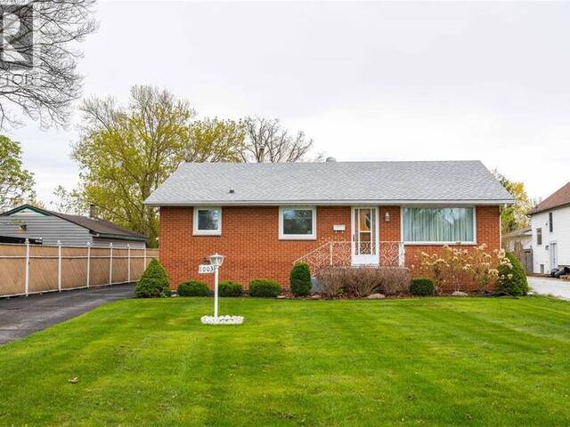 1003 MICHIGAN AVENUE Sarnia Ontario, N7T 7B7 - 4 Bedrooms Home For Sale