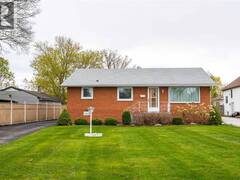 1003 MICHIGAN AVENUE Sarnia Ontario, N7T 7B7