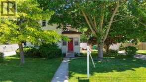 454 MAUDE STREET | Petrolia Ontario | Slide Image Thirty-eight