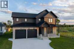 3527 PAUL CRESCENT | Plympton-Wyoming Ontario | Slide Image One