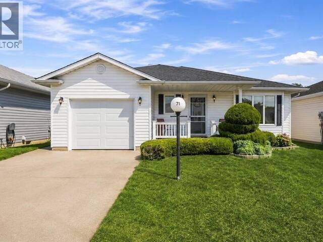 5700 BLACKWELL Sideroad Unit# 71 Sarnia Ontario, N7B 1B7 - 2 Bedrooms Home For Sale