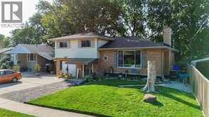 1043 Talfourd STREET | Sarnia Ontario | Slide Image Two