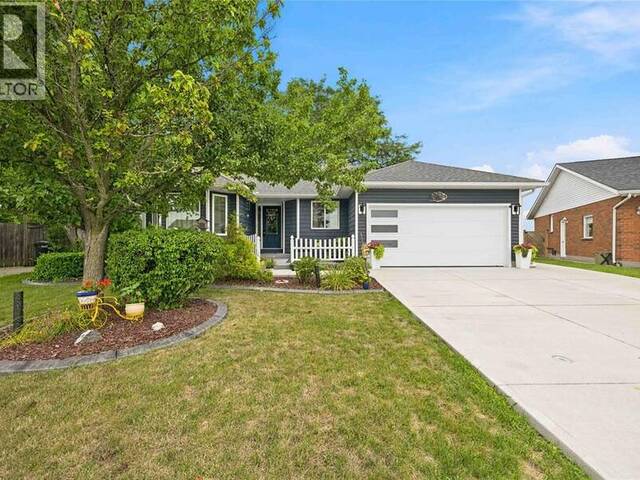 392 JULIE COURT St. Clair Ontario, N0N 1G0 - 3 Bedrooms Home For Sale
