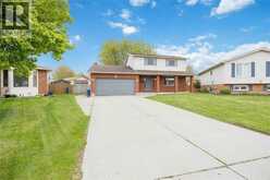 1516 HENLEY CRESCENT | Sarnia Ontario | Slide Image Two