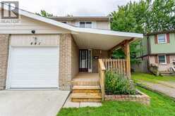 441 CARDIFF PLACE | Sarnia Ontario | Slide Image Four