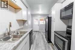441 CARDIFF PLACE | Sarnia Ontario | Slide Image Nine
